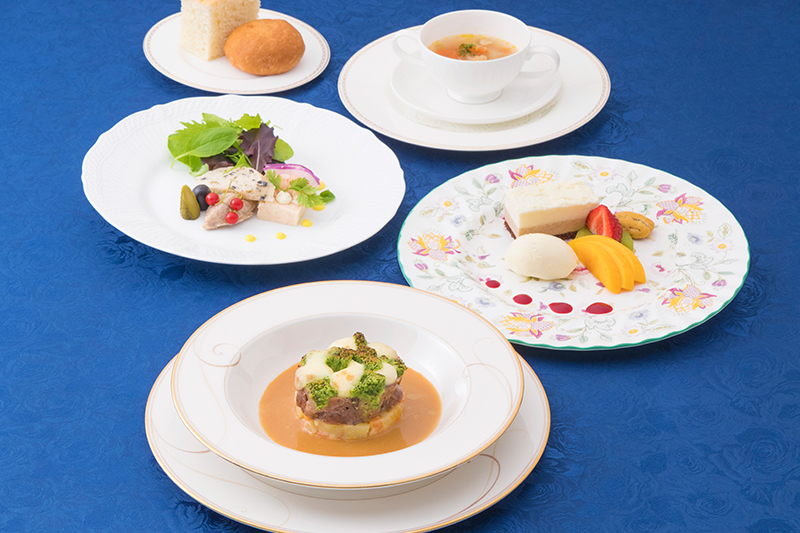 【11月22日いい夫婦の日限定】ランチクルーズ付プラン「東京湾の中心で愛を叫ぶ ~愛湾チュー(I want you)~)」2