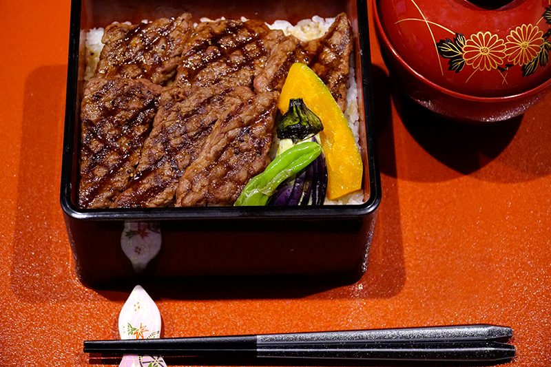 【1泊2食付】選べる夕食・お部屋食　密を気にせずあかねくりや特製夕食を♪